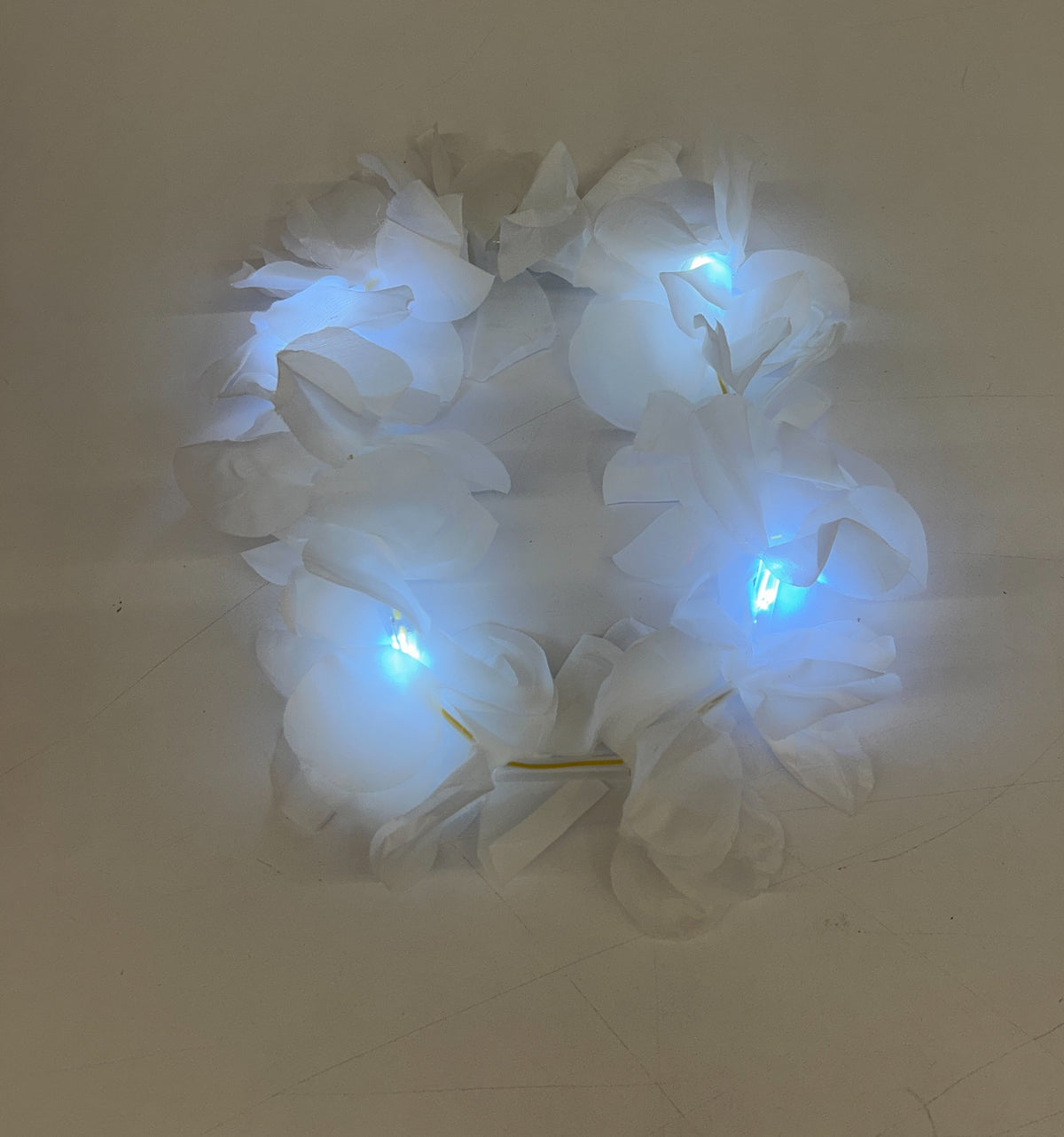 White Hawaiian flower light up