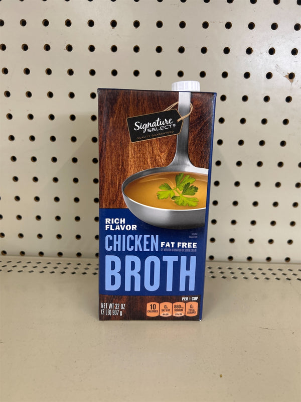 Signature Select Chicken Fat Free Broth, 32 oz. EXP: 7/2026